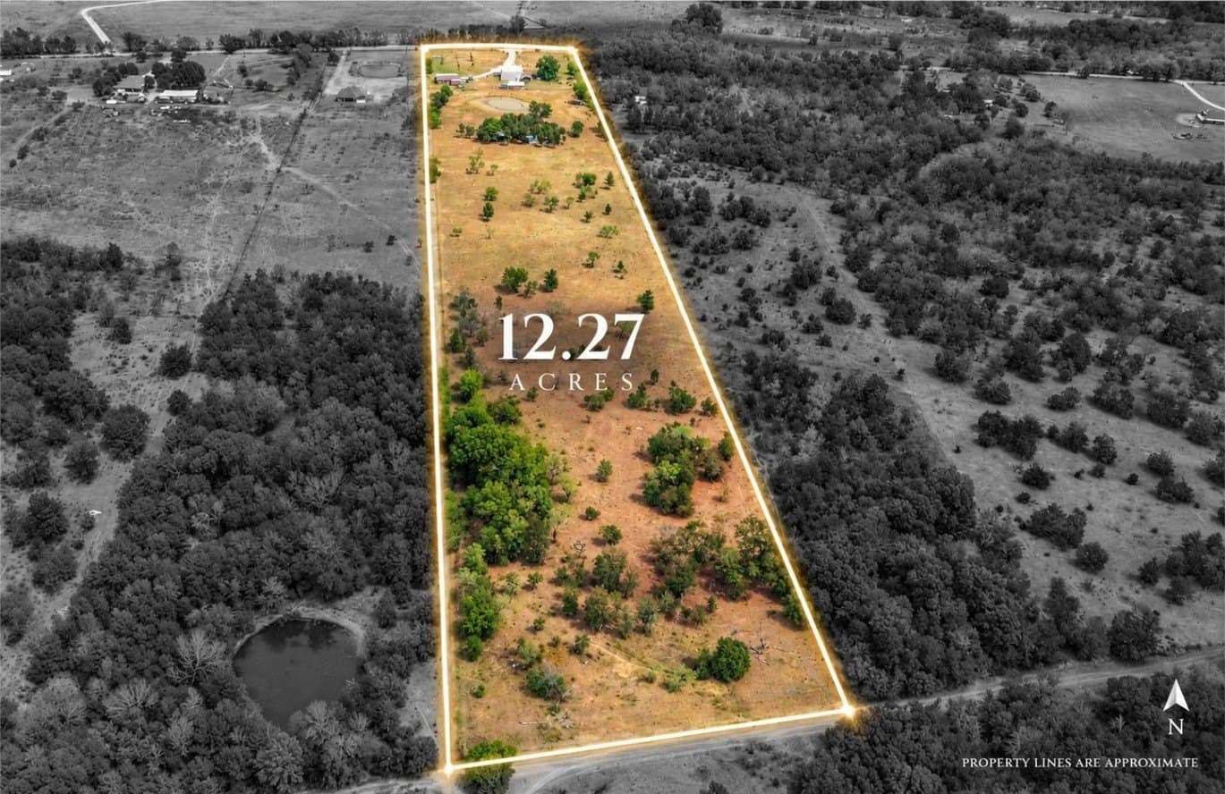 12.27 acres in Freestone County
