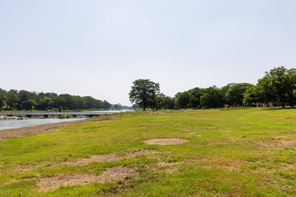 2.24 acres in Kerr County - photo 17