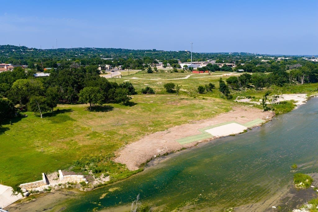 2.24 acres in Kerr County - photo 23
