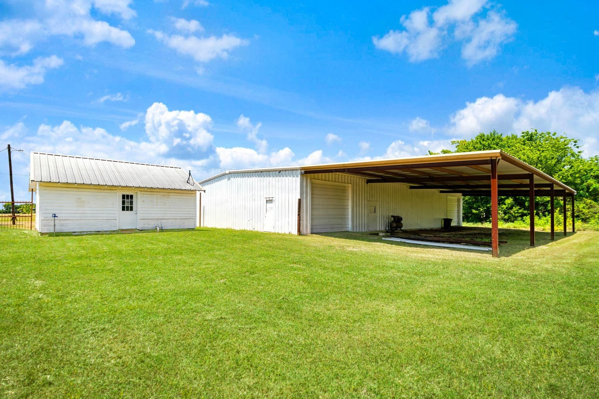 11.05 acres in Lamar County gallery image 4