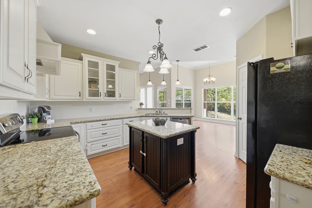 4 acres in Fayette County gallery image 4