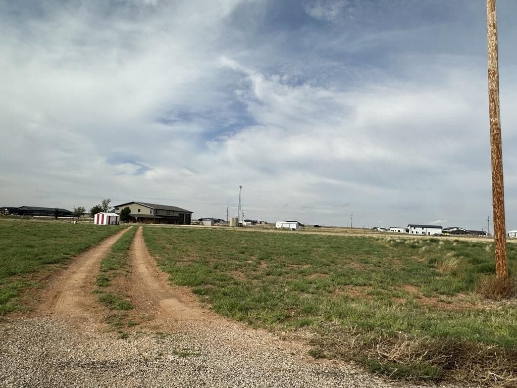 2.36 acres in Gaines County - photo 2