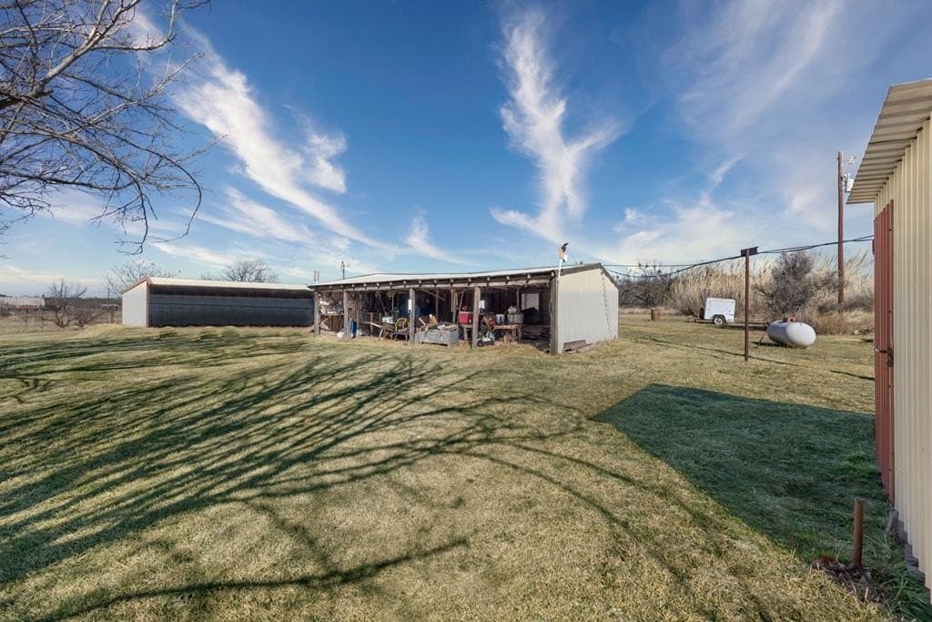 10 acres in Menard County - photo 31
