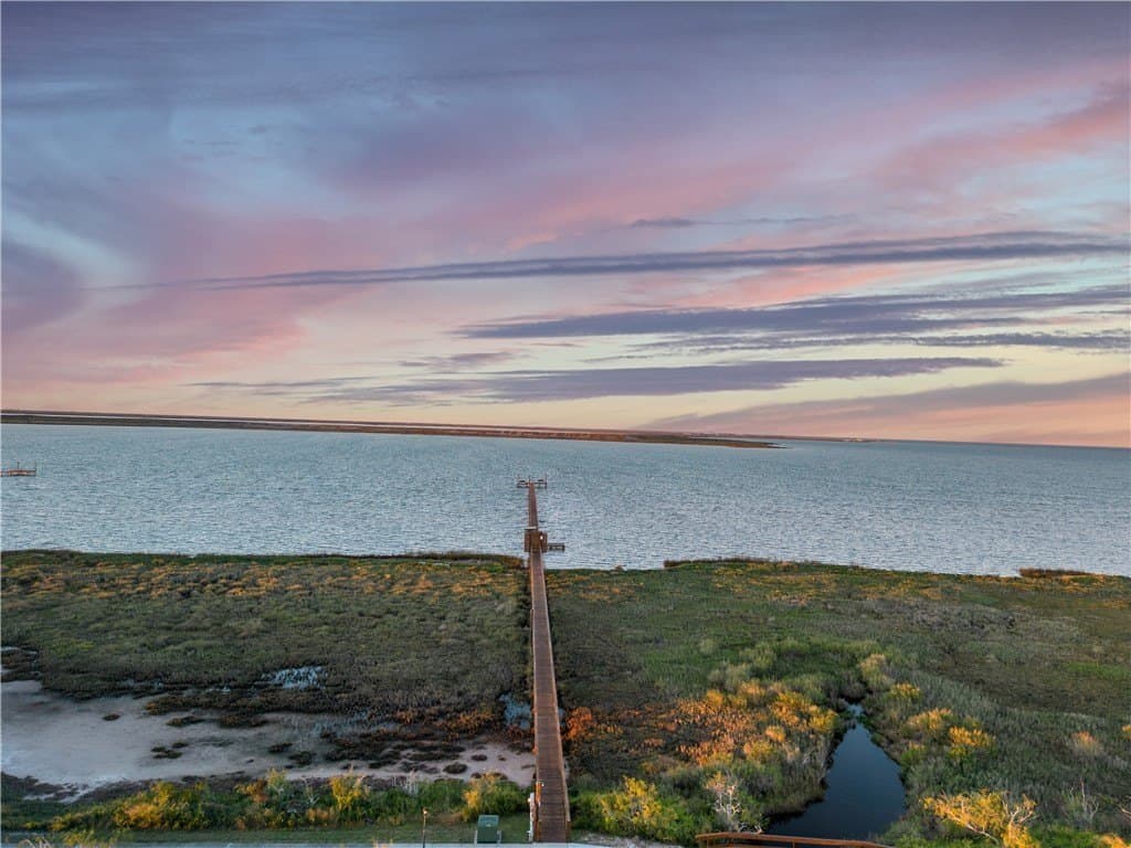 2 acres in Aransas County gallery image 4