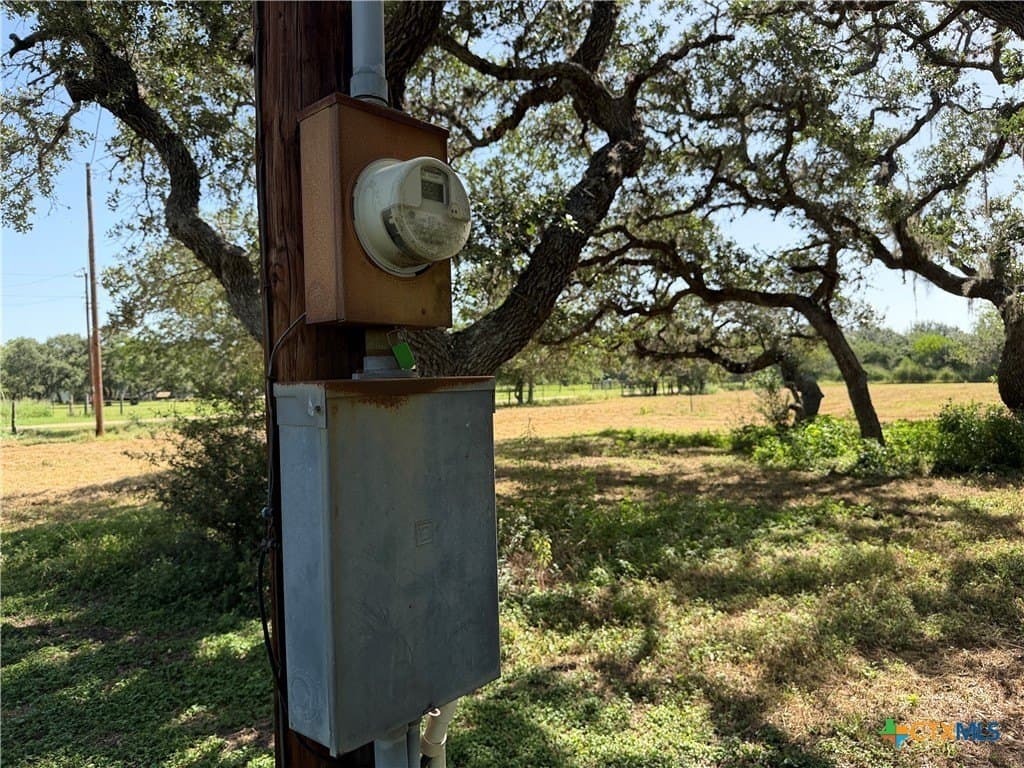 10.42 acres in Goliad County - photo 20