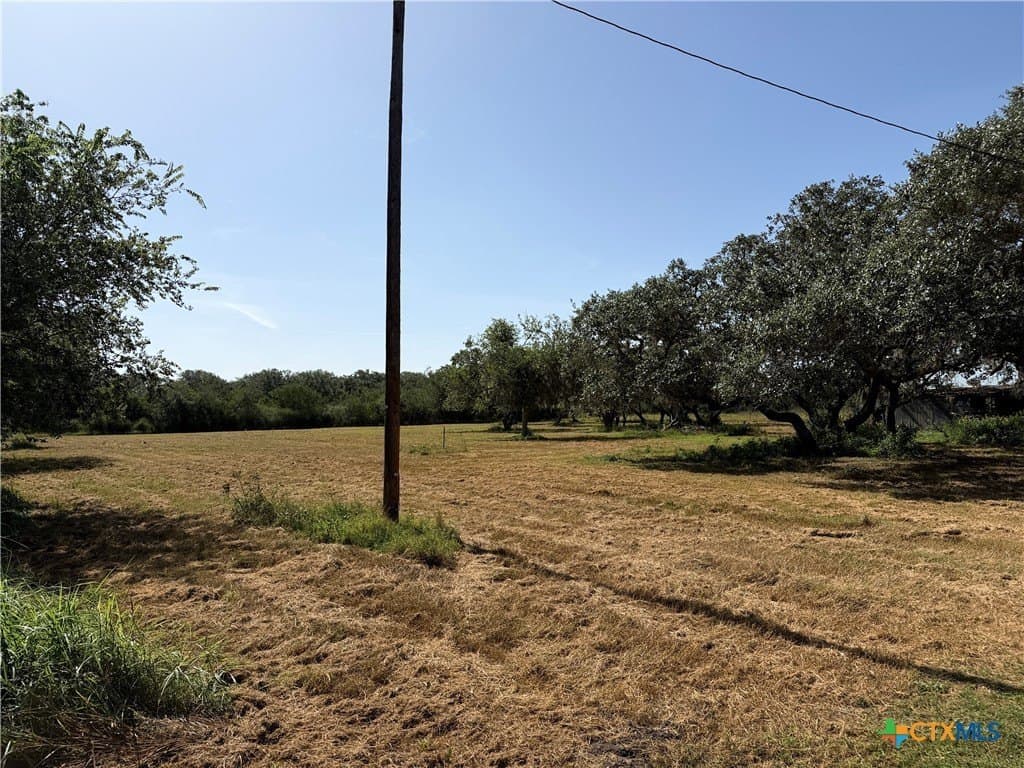 10.42 acres in Goliad County - photo 30