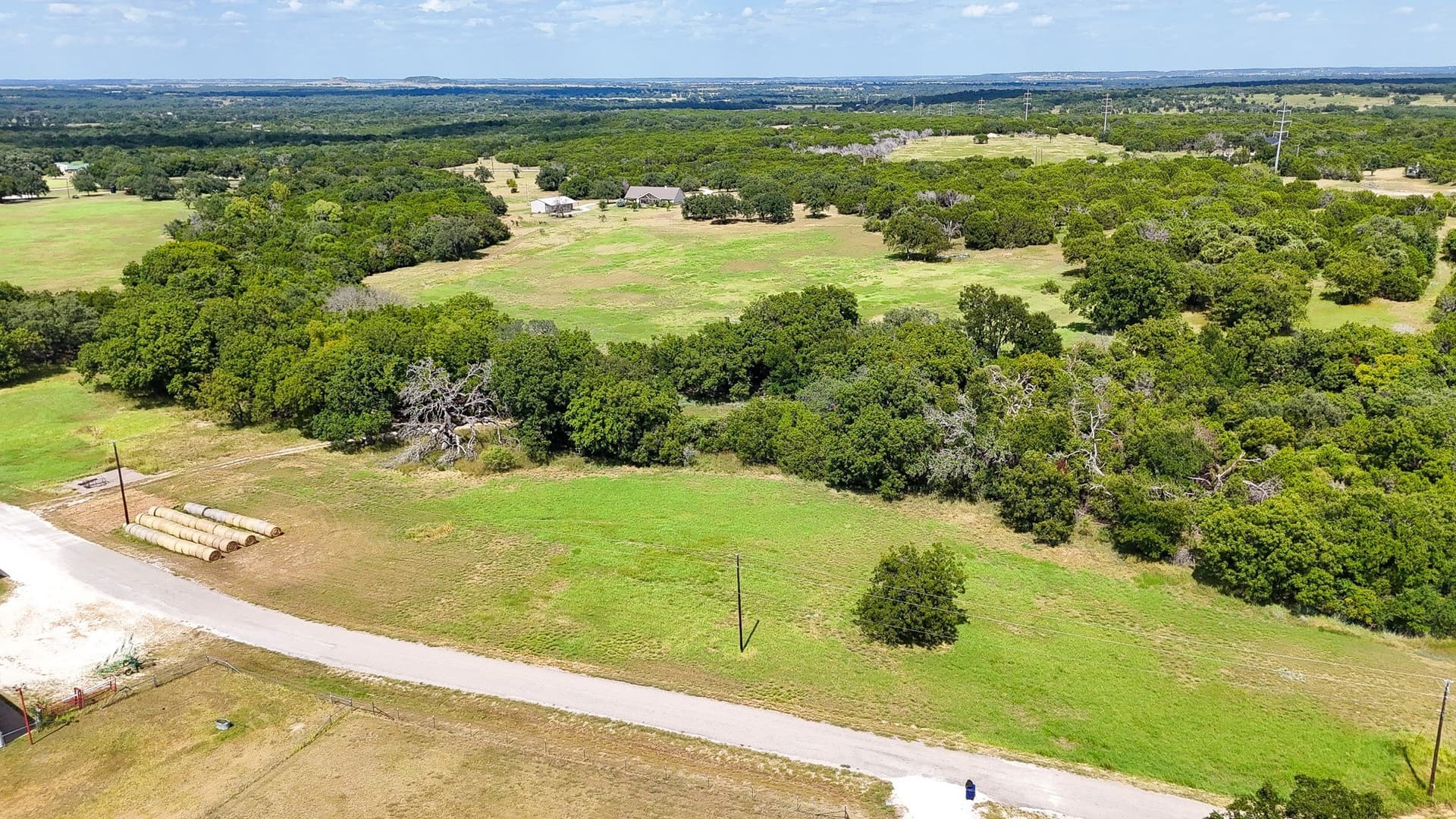11 acres in Bosque County gallery image 3