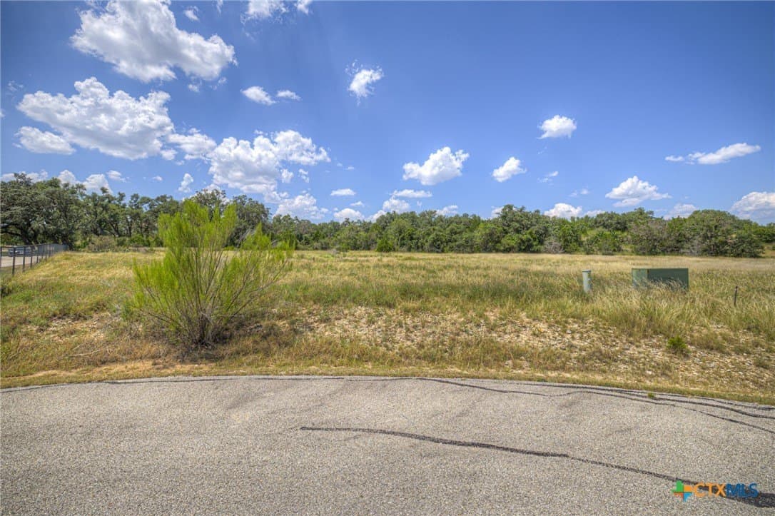 1.78 acres in Comal County - photo 5