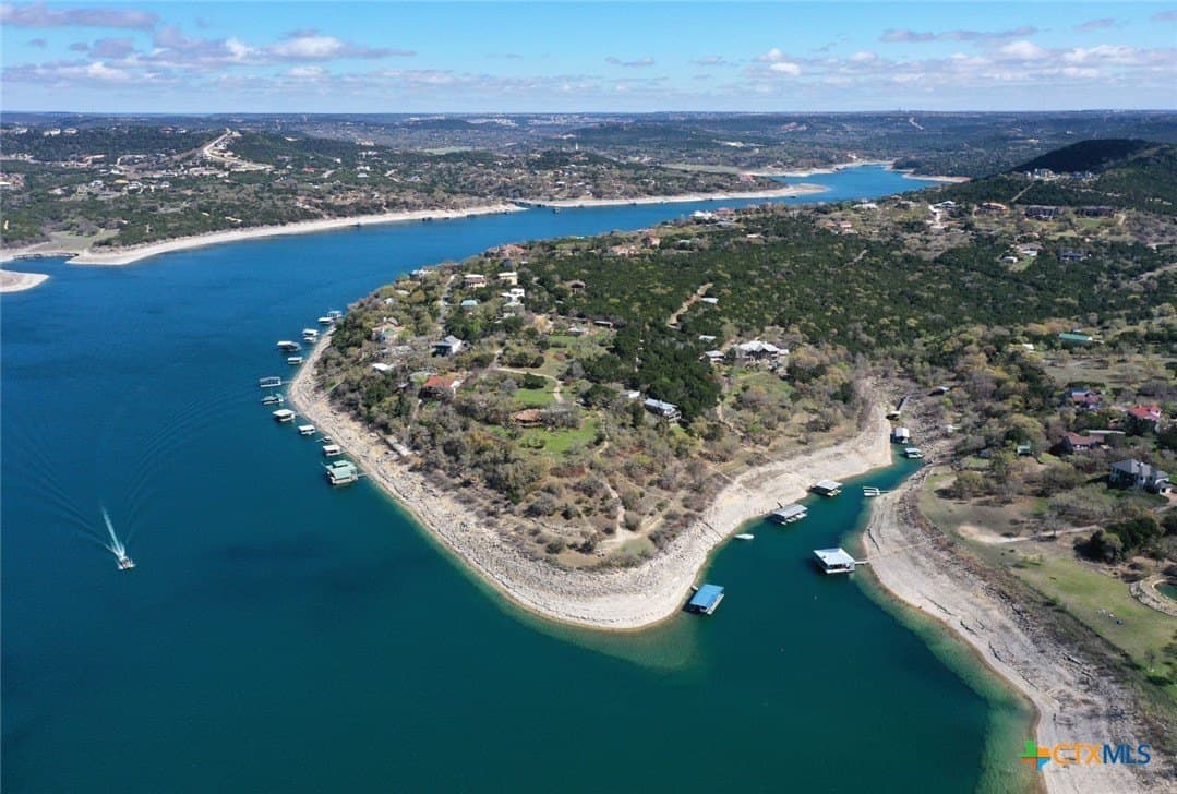 11 acres in Travis County - photo 2