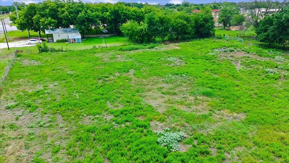 3.33 acres in Navarro County - photo 12