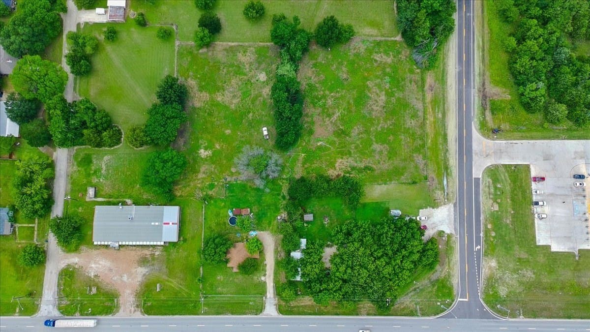 3.33 acres in Navarro County - photo 10