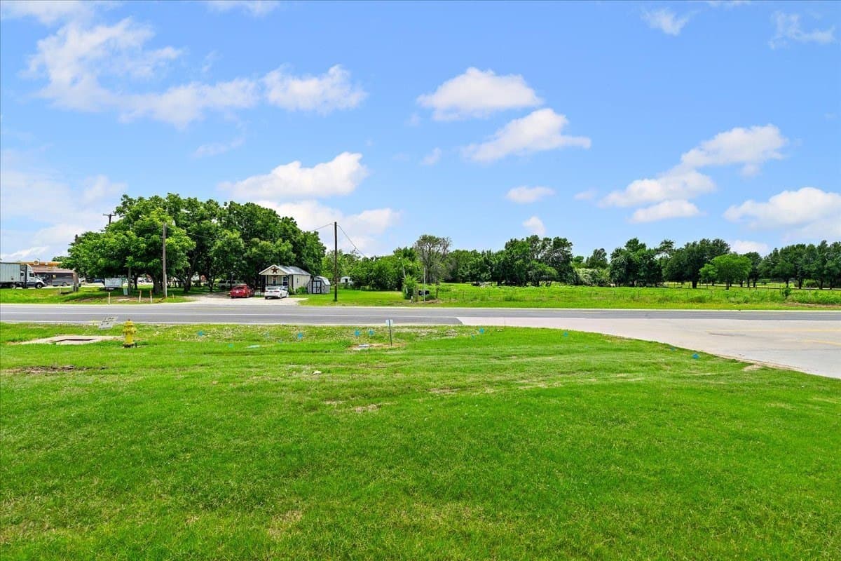 3.33 acres in Navarro County - photo 15