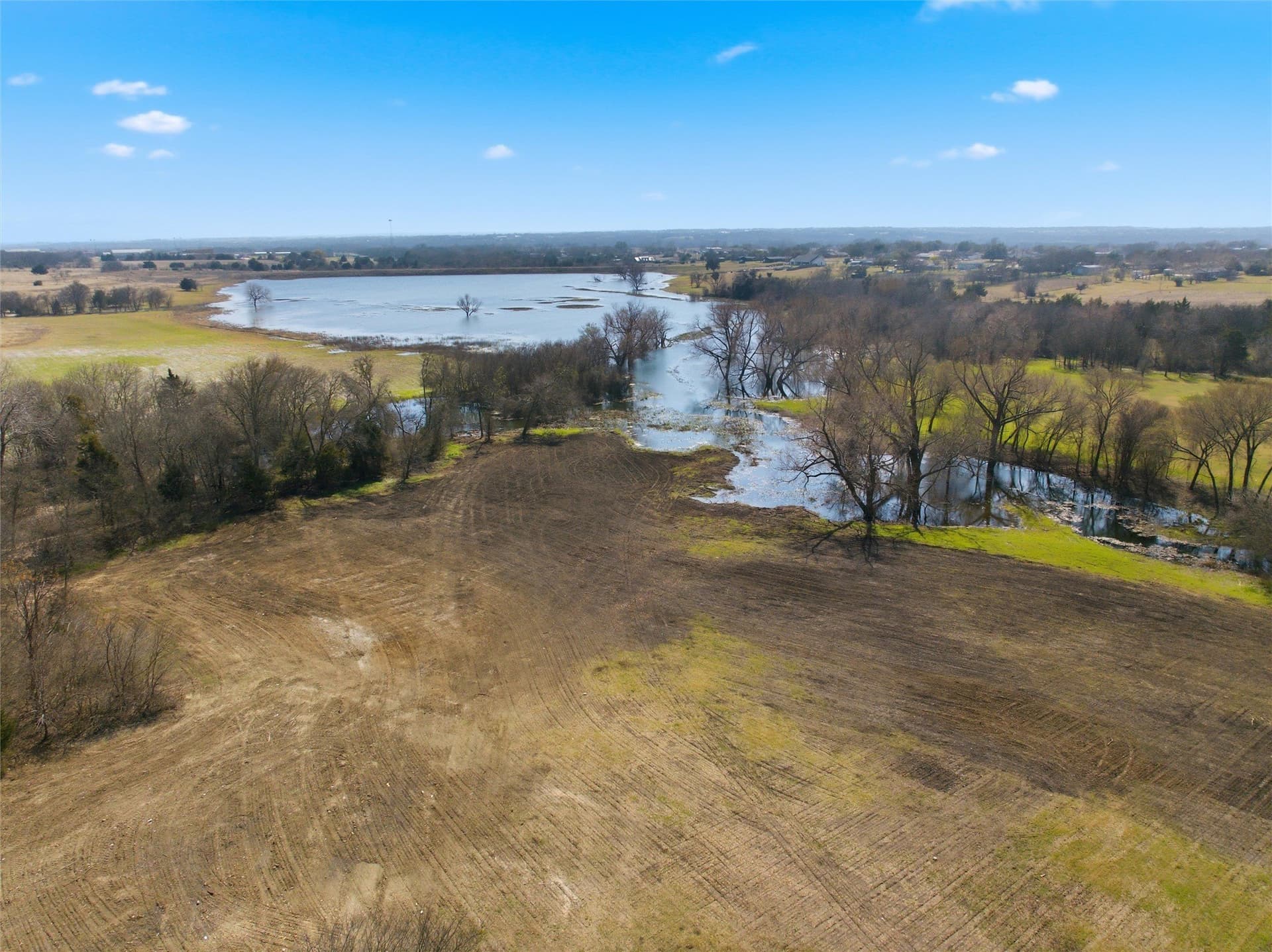 11 acres in McLennan County gallery image 3