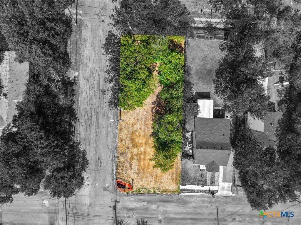0.16 acres in McLennan County - photo 5