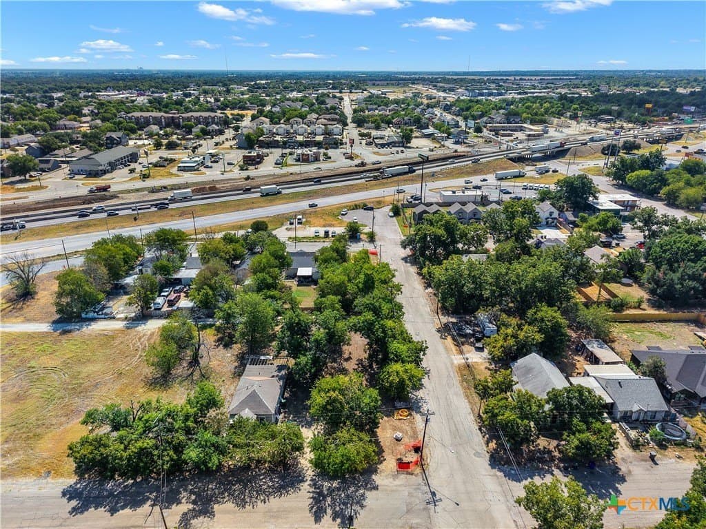 0.16 acres in McLennan County - photo 8