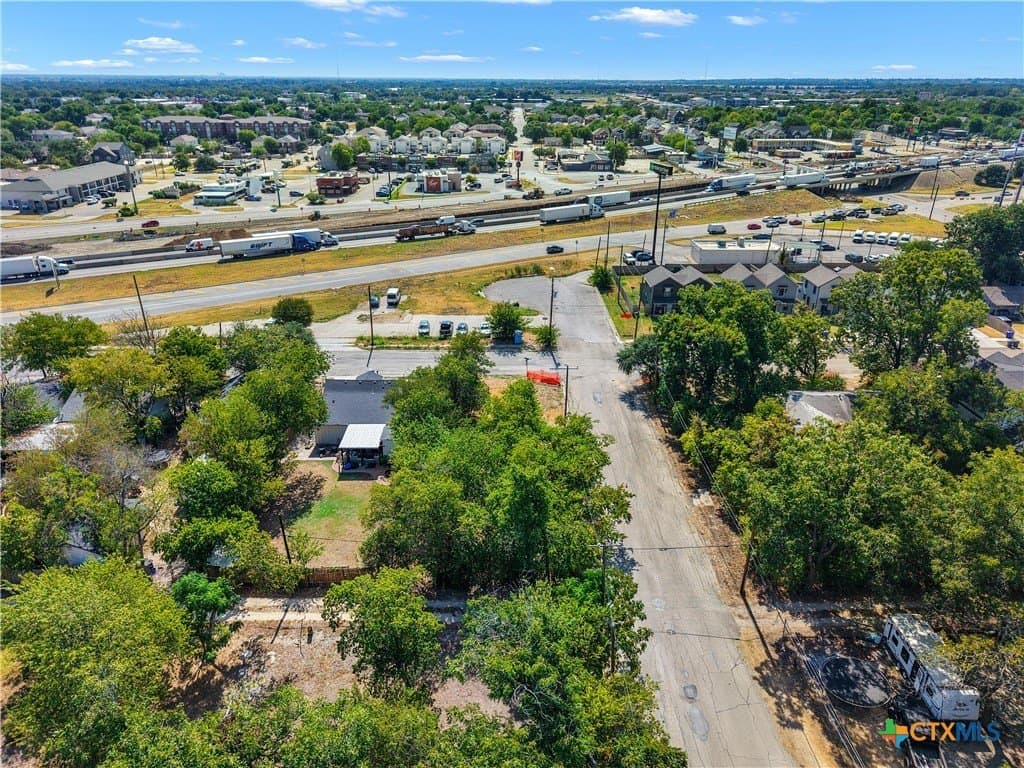 0.16 acres in McLennan County - photo 9