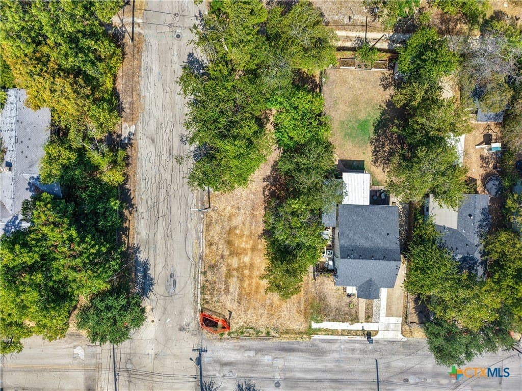 0.16 acres in McLennan County - photo 4