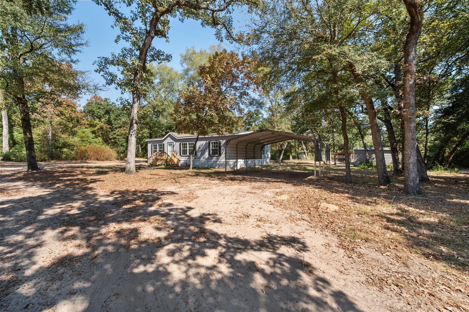 10 acres in Freestone County - photo 4