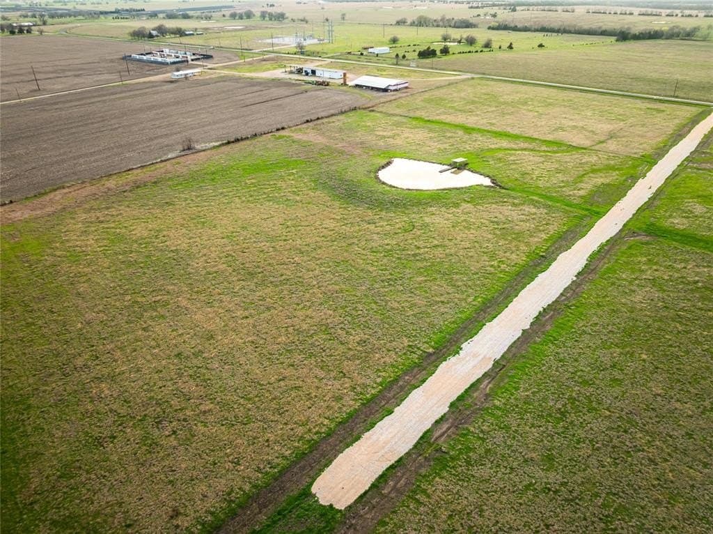 2.14 acres in Lamar County gallery image 2