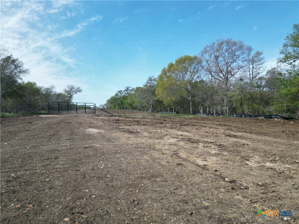 165.01 acres in Caldwell County - photo 12