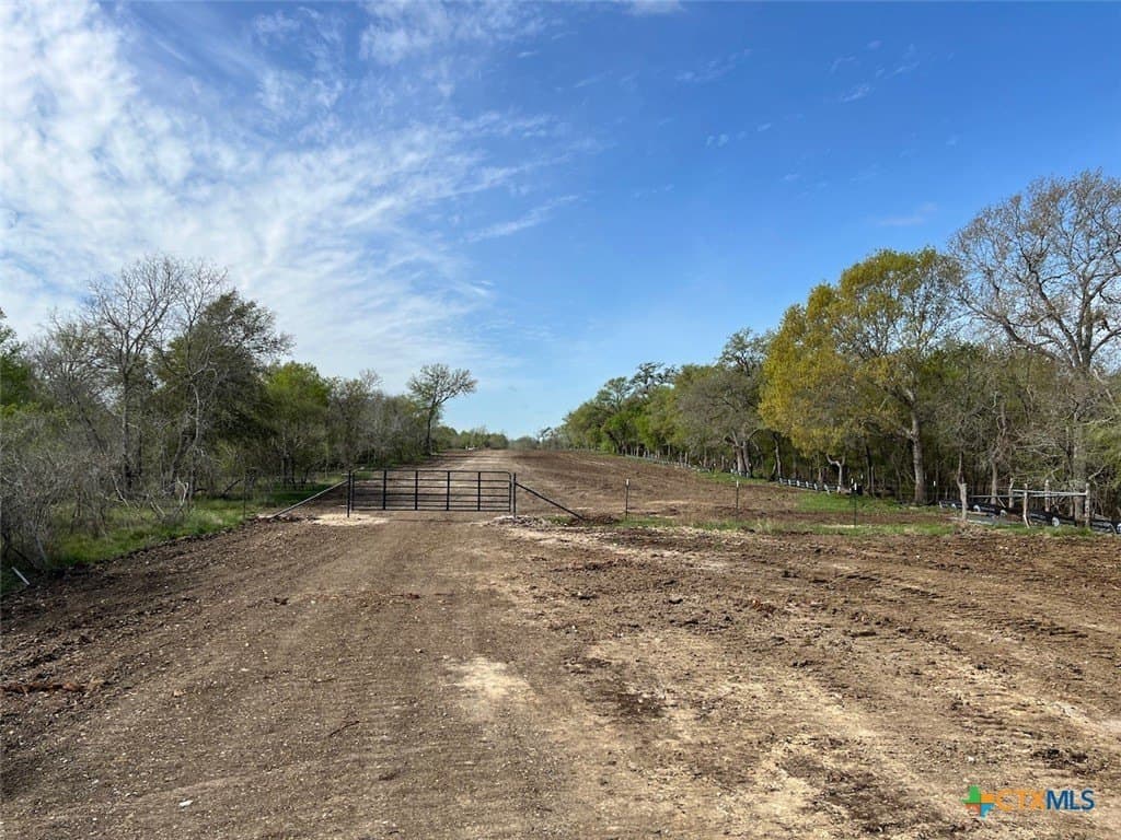 165.01 acres in Caldwell County - photo 15