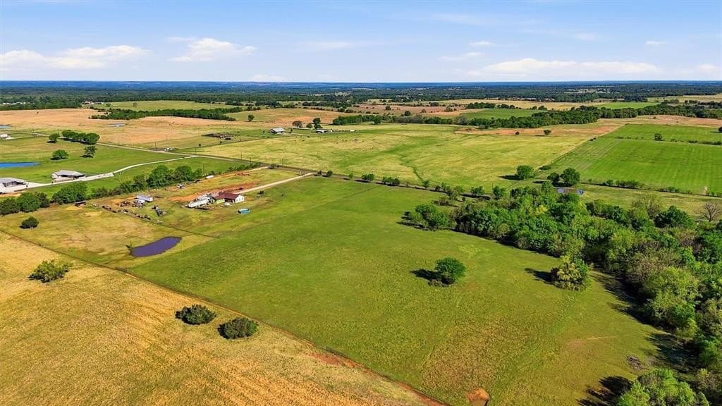 10.5 acres in Grayson County featured view