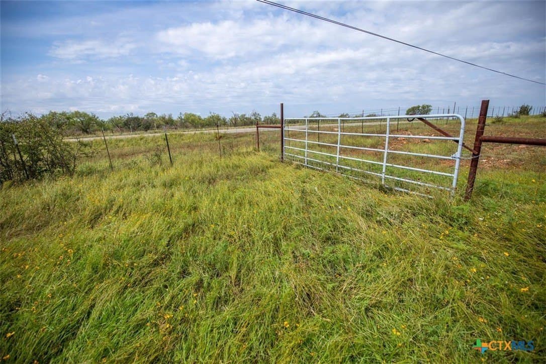 21.41 acres in Llano County - photo 10