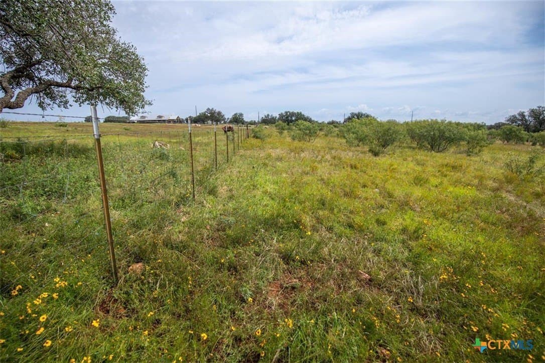 21.41 acres in Llano County - photo 9