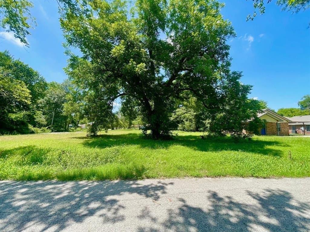 0.14 acres in Kaufman County