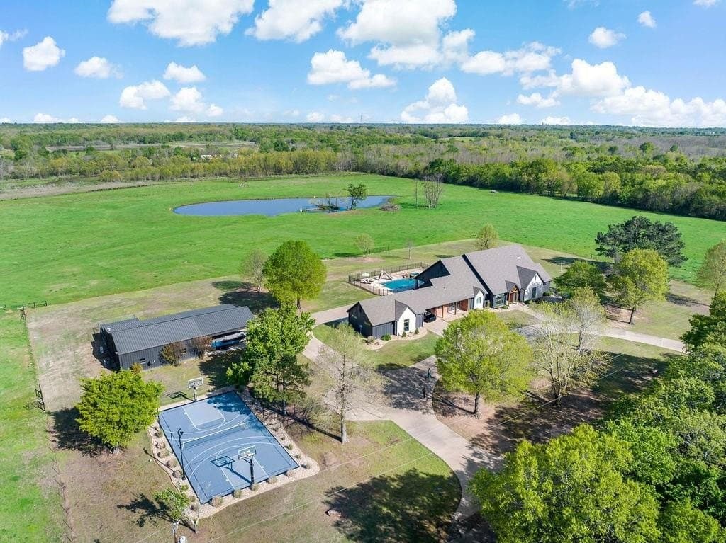 54 acres in Lamar County gallery image 3