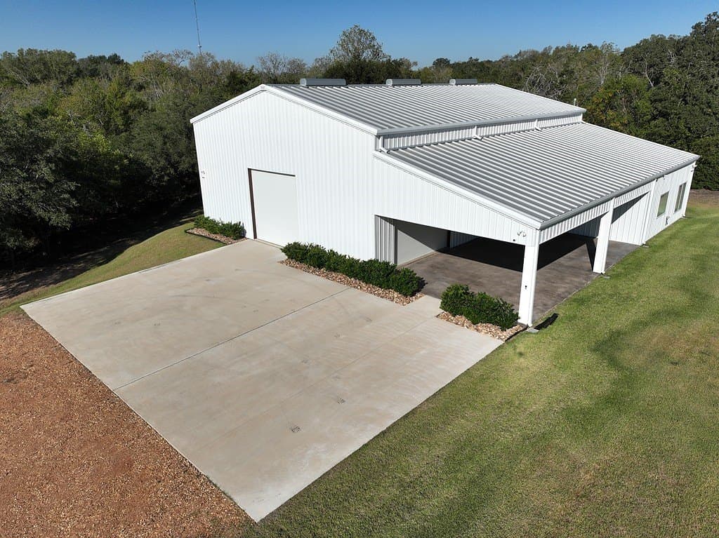 10.5 acres in Fayette County