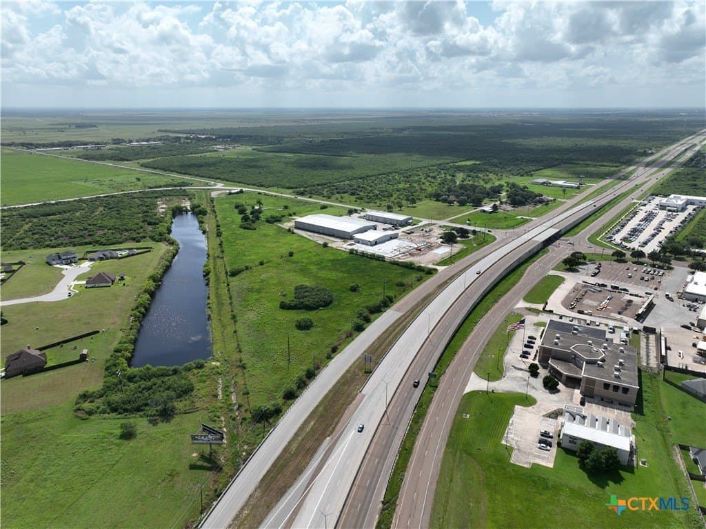 16.34 acres in Victoria County gallery image 3