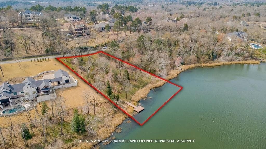 0.91 acres in Smith County