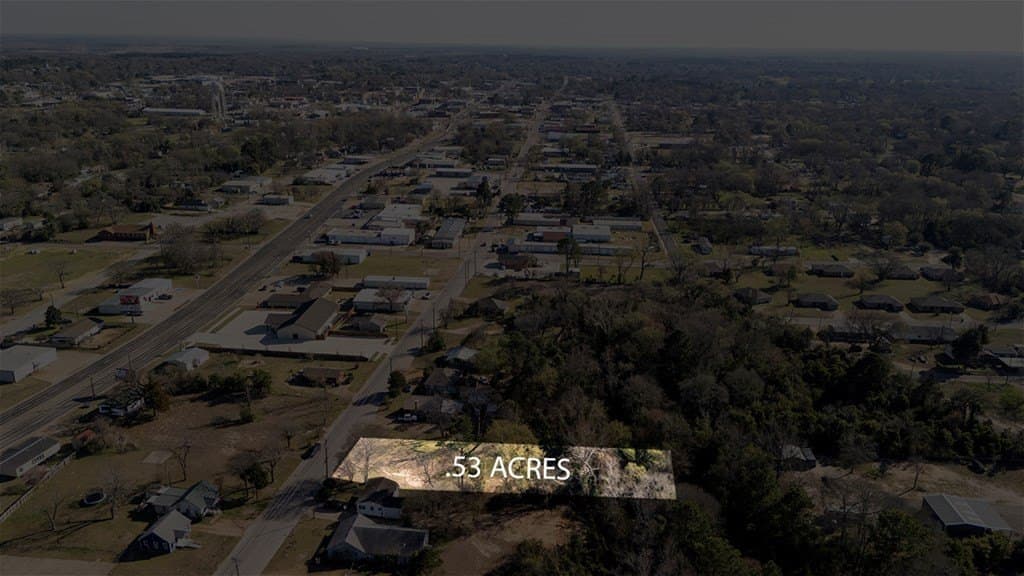 0.53 acres in Henderson County gallery image 4