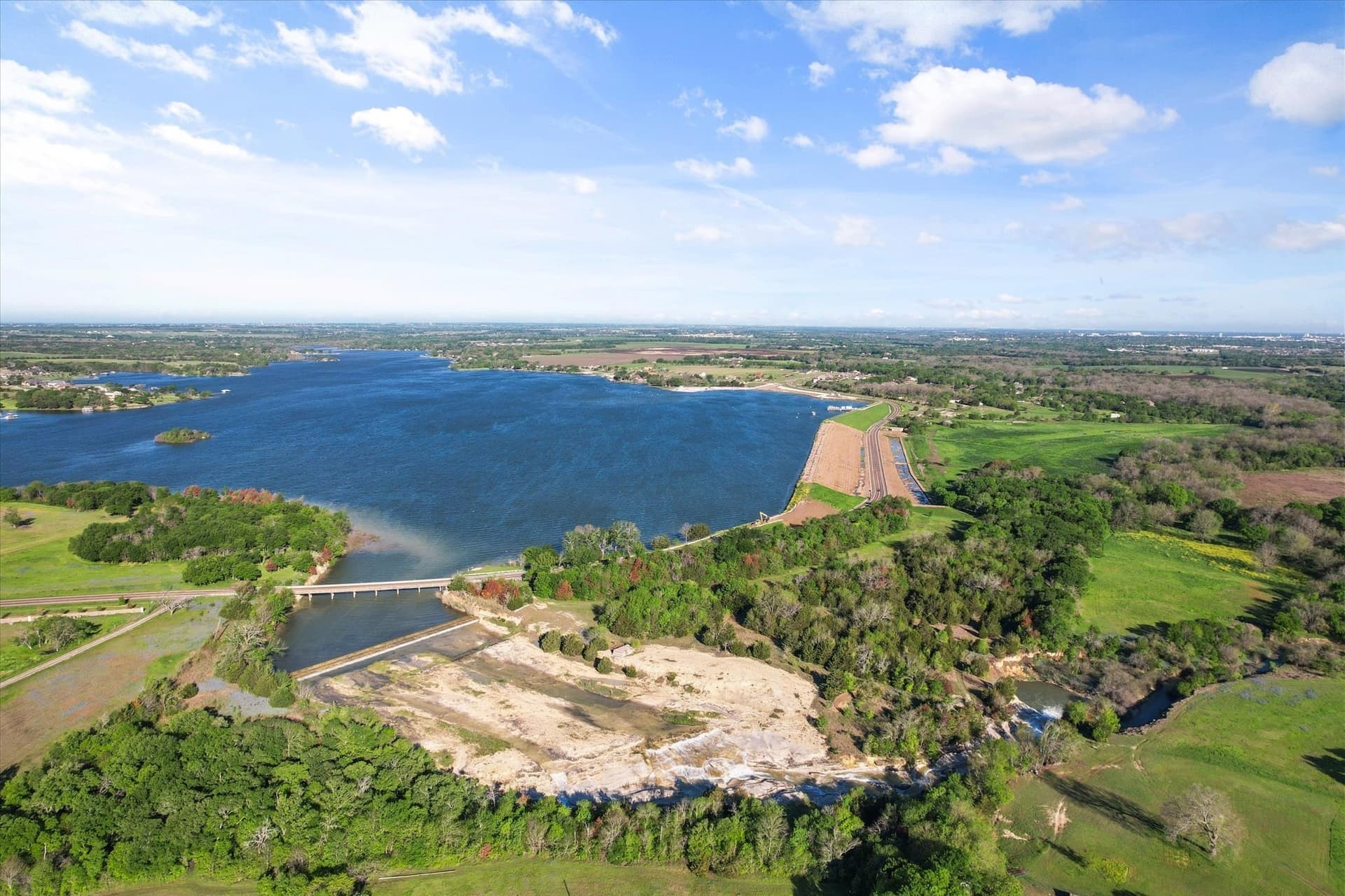 1.57 acres in Ellis County - photo 15