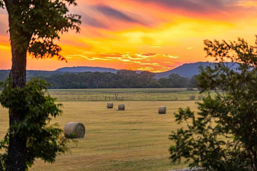 10.16 acres in Kerr County - photo 6