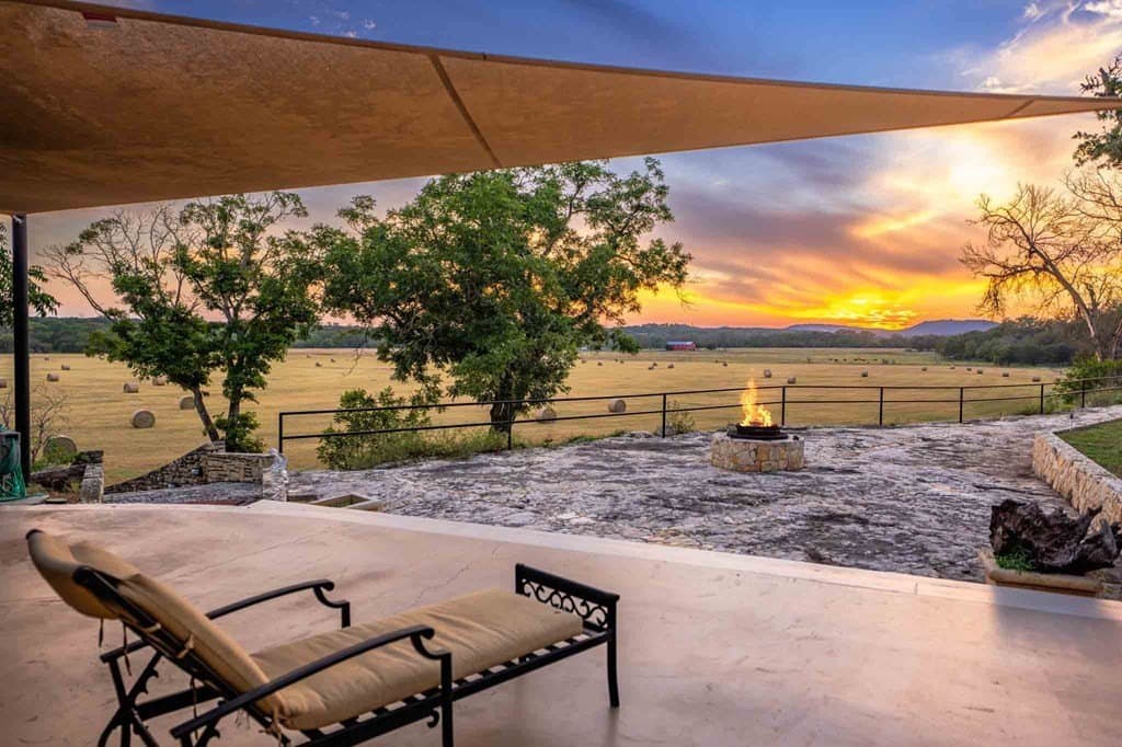 10.16 acres in Kerr County gallery image 3