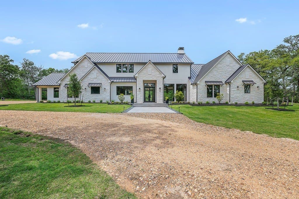 16 acres in Fayette County