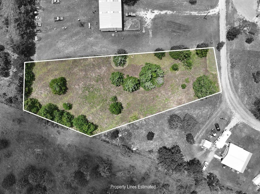 1.1 acres in Washington County