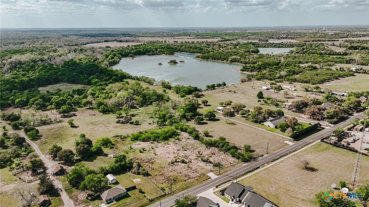 4 acres in Victoria County gallery image 4