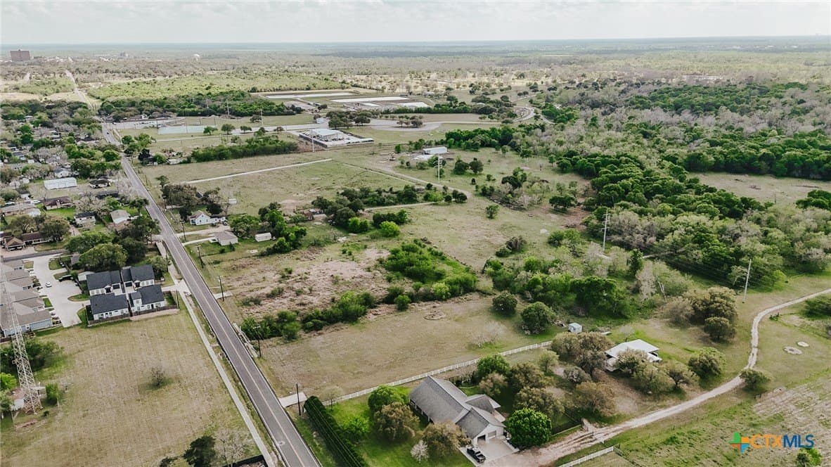4 acres in Victoria County - photo 13