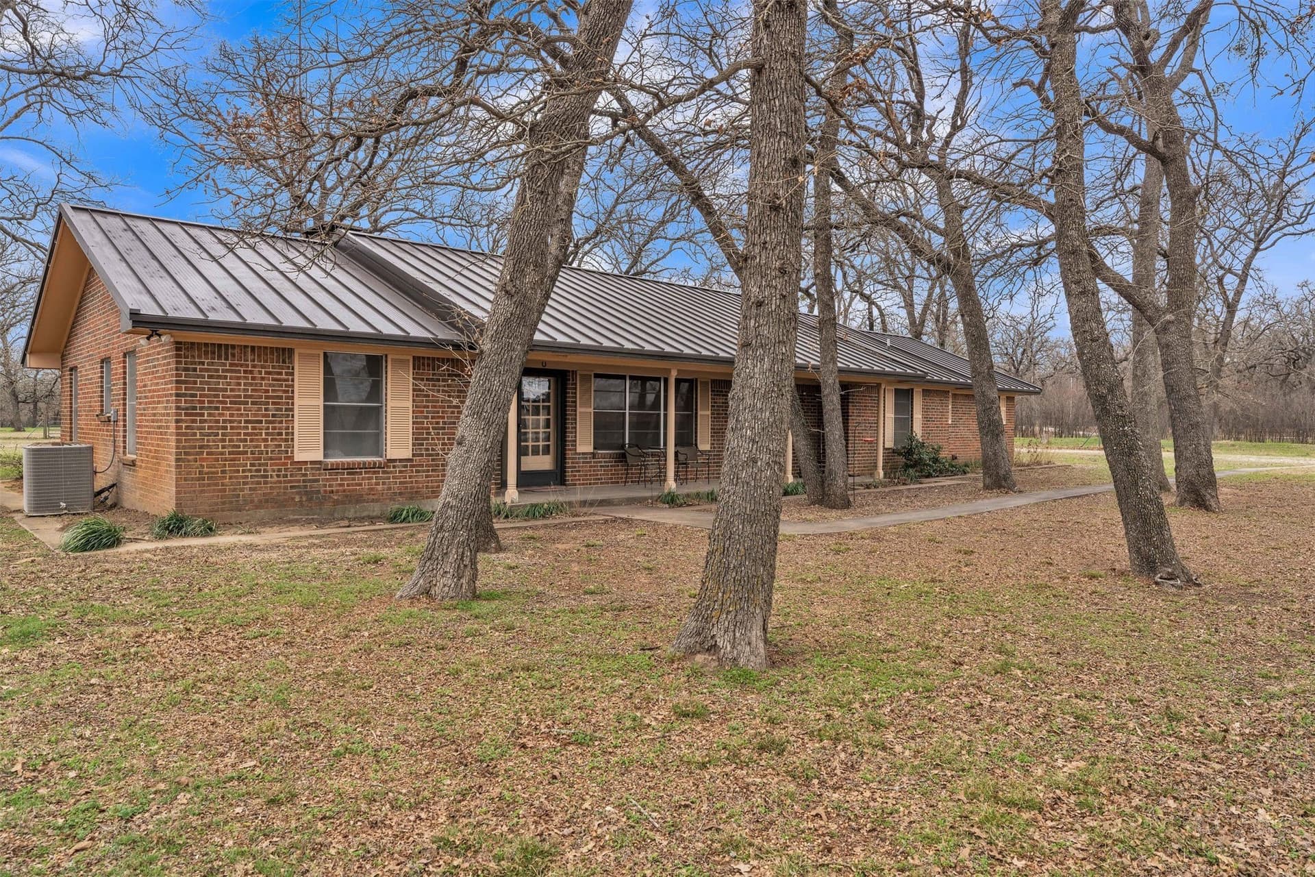 6.89 acres in Johnson County gallery image 3