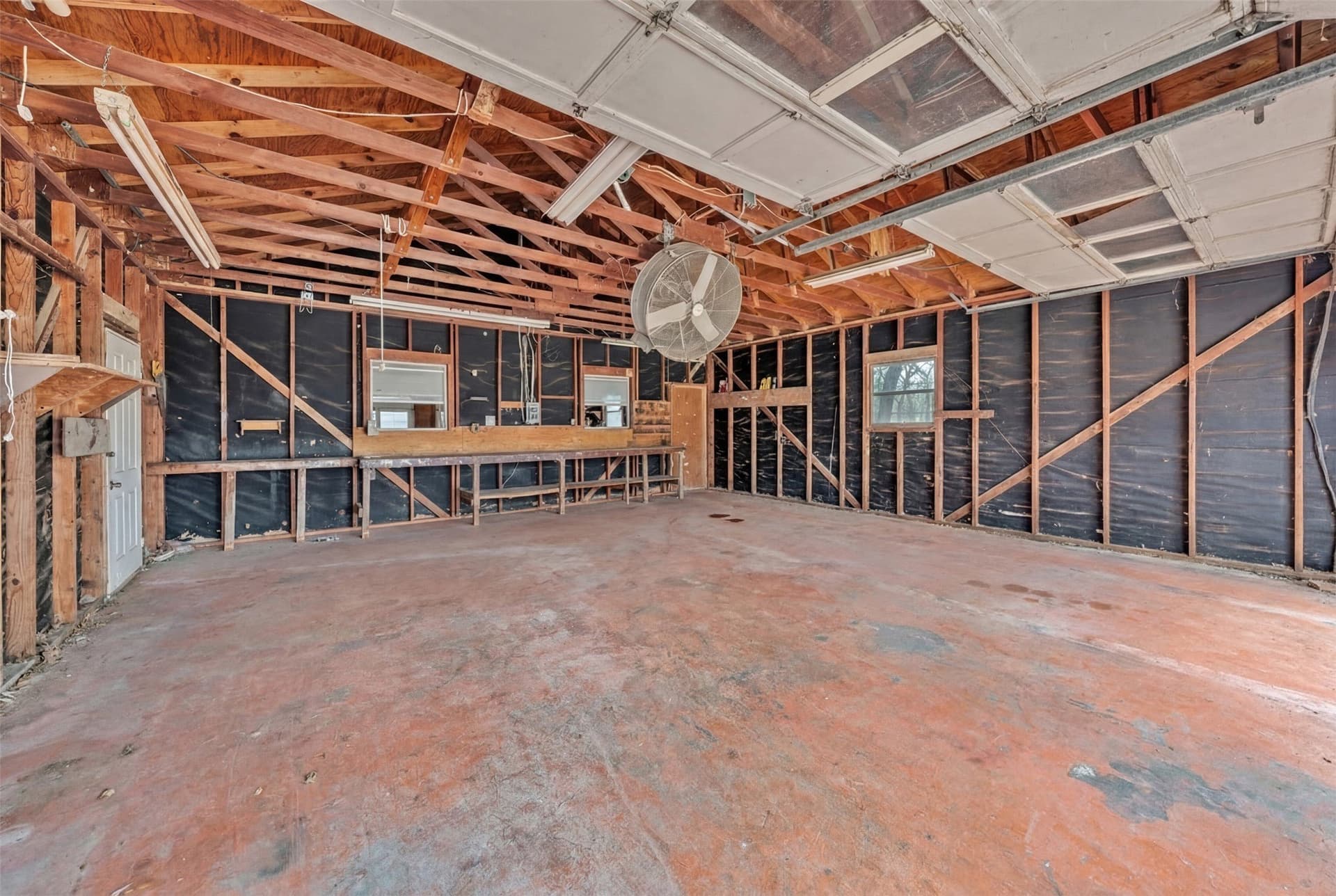 6.89 acres in Johnson County - photo 35