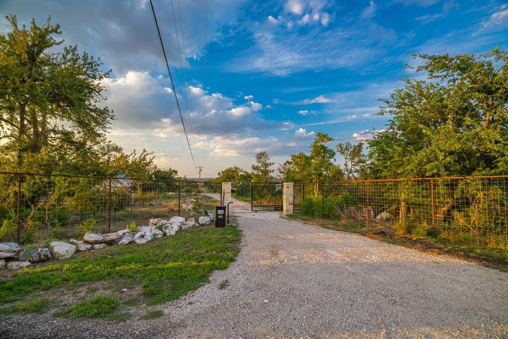 21 acres in Gillespie County - photo 39