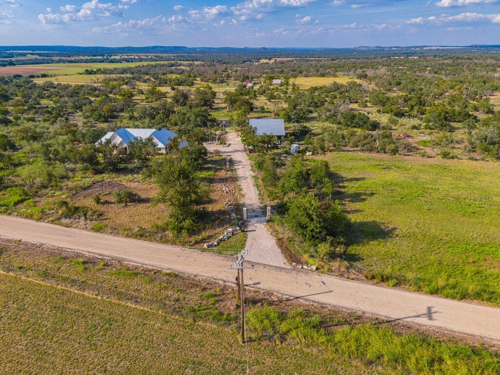 21 acres in Gillespie County - photo 38