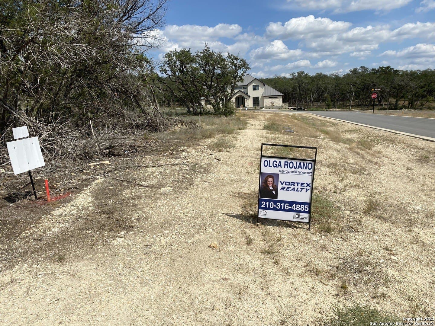 1.01 acres in Comal County - photo 2