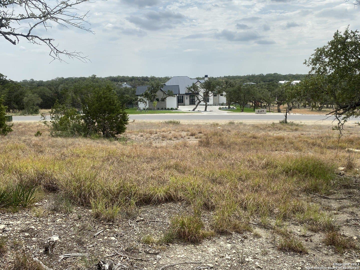 1.01 acres in Comal County - photo 4