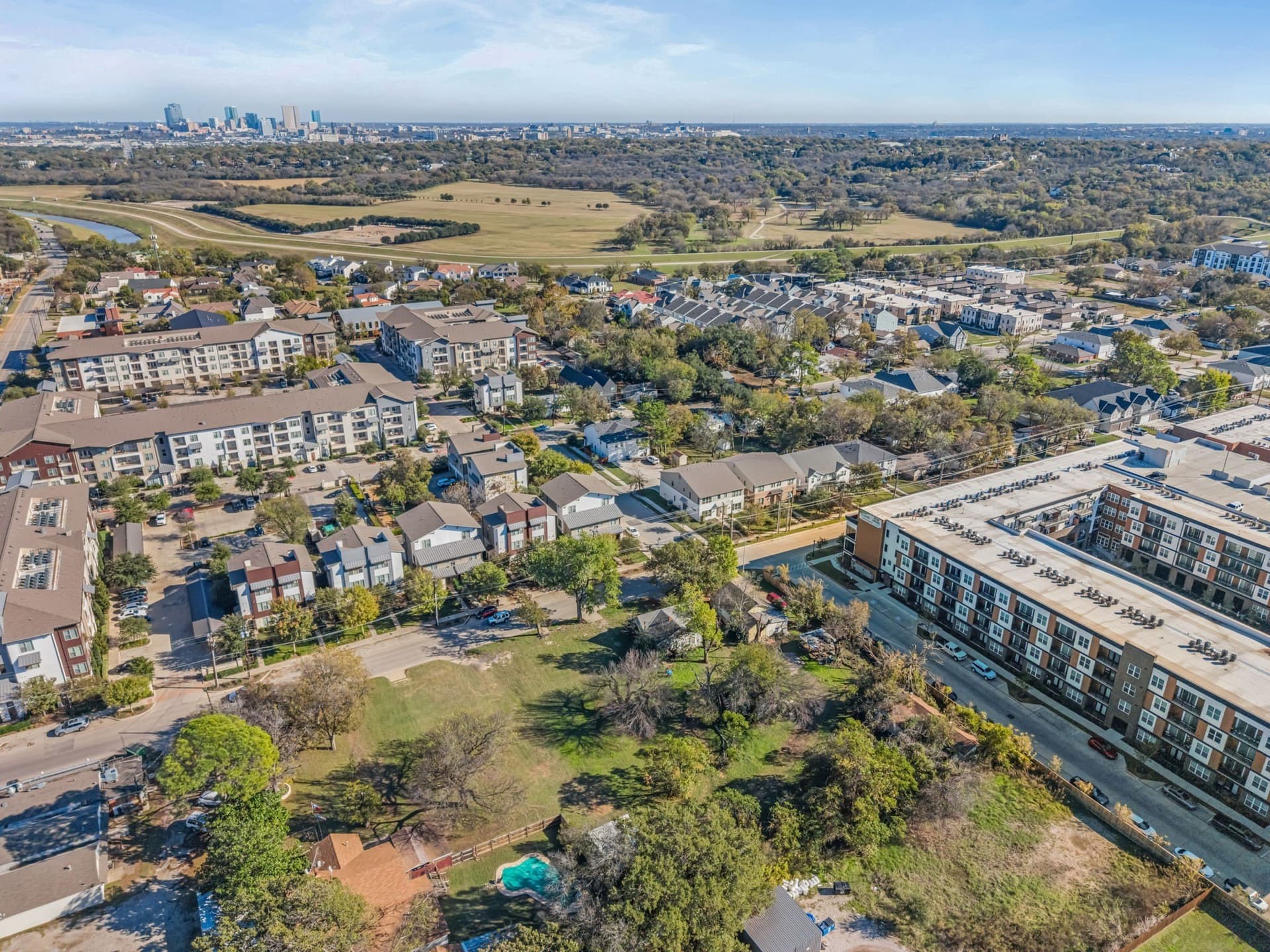 0.37 acres in Tarrant County - photo 18