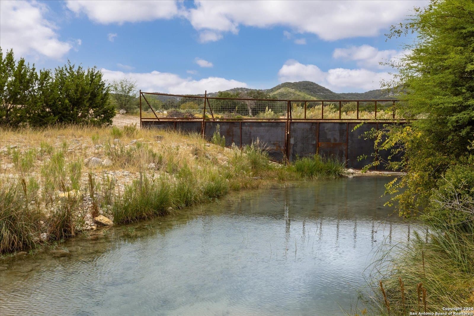 68.72 acres in Real County - photo 41