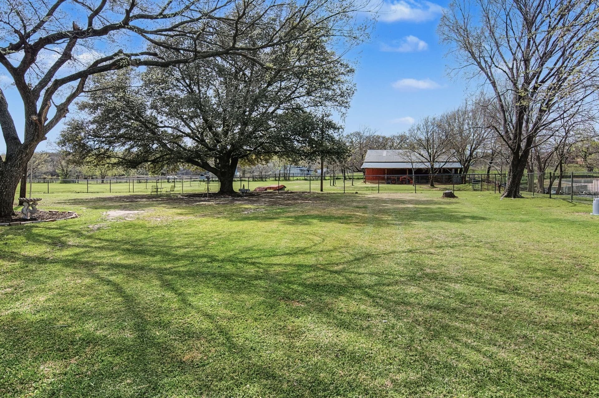 4.51 acres in Tarrant County - photo 4